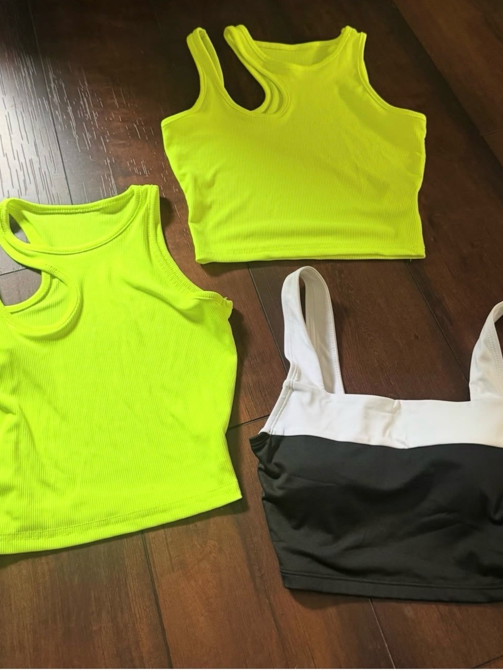 SHEIN Dance or workout - Neon Yellow & Black White Crop Tank Tops - Girls